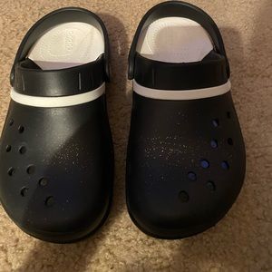 Black Crocs